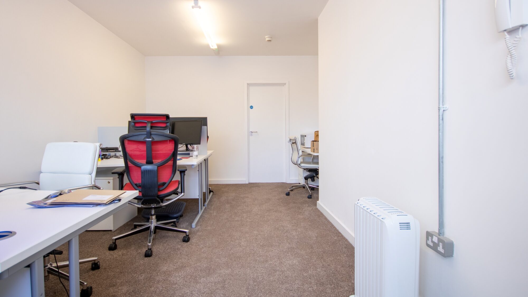 Alton West Office to Let Internal 1