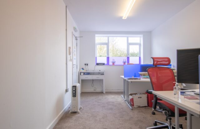 Alton West Office to Let Internal 2