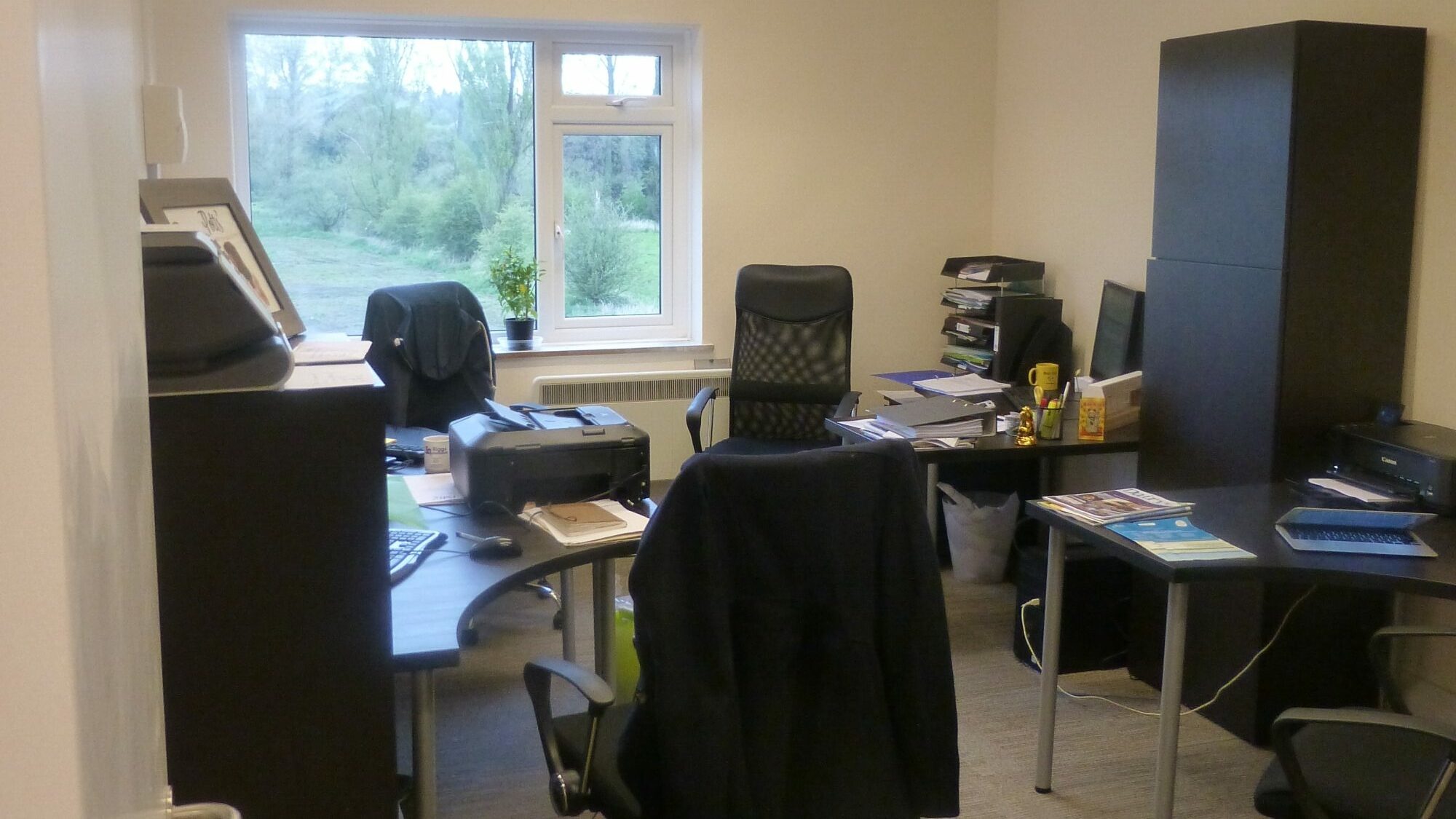 Avebury 3 office to let internal 1