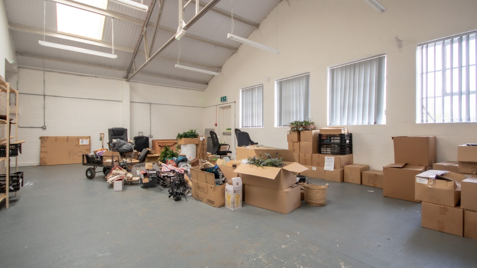 Bedwyn East 1 workshop to let internal 1