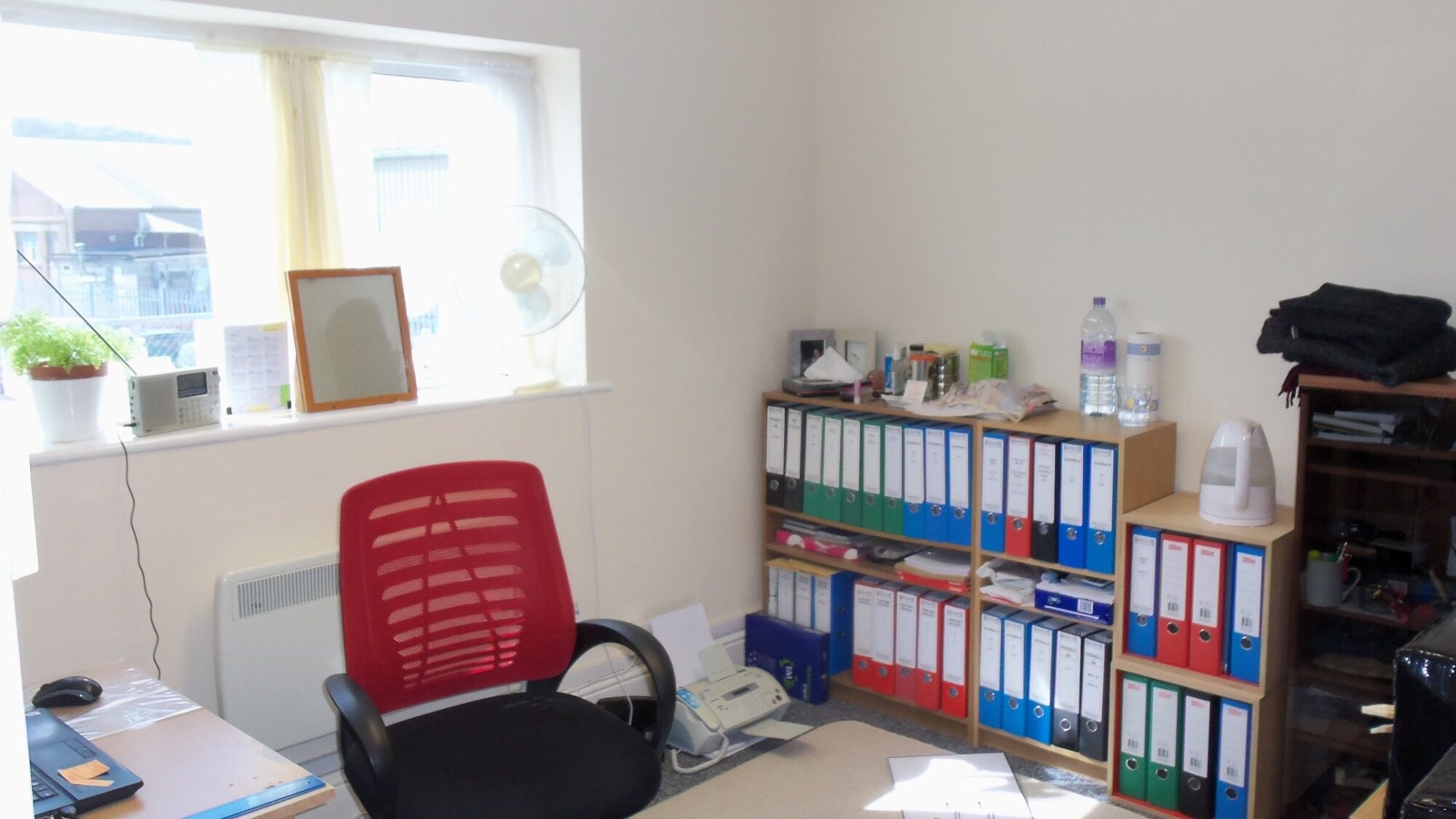 Burbage FF2 office to let internal 1