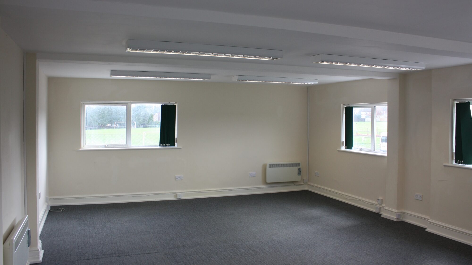 Burbage FF4 office to let internal 2