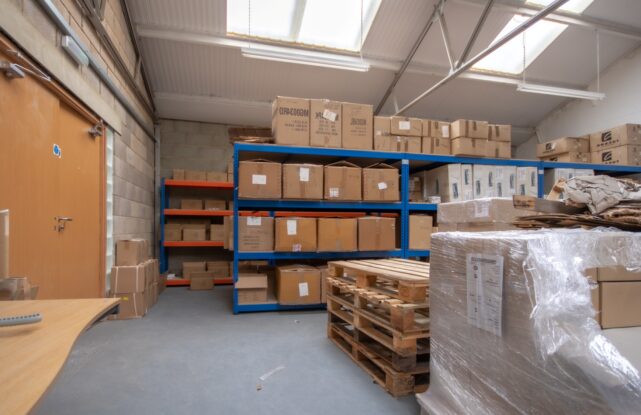 Manton East workshop to let internal 1