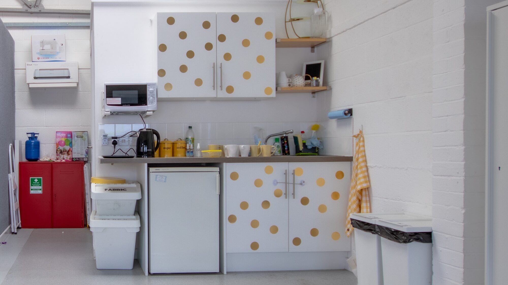 Manton West workshop to let internal 1