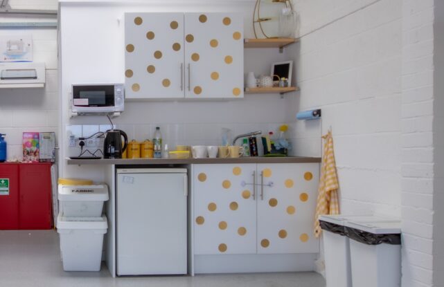 Manton West workshop to let internal 1