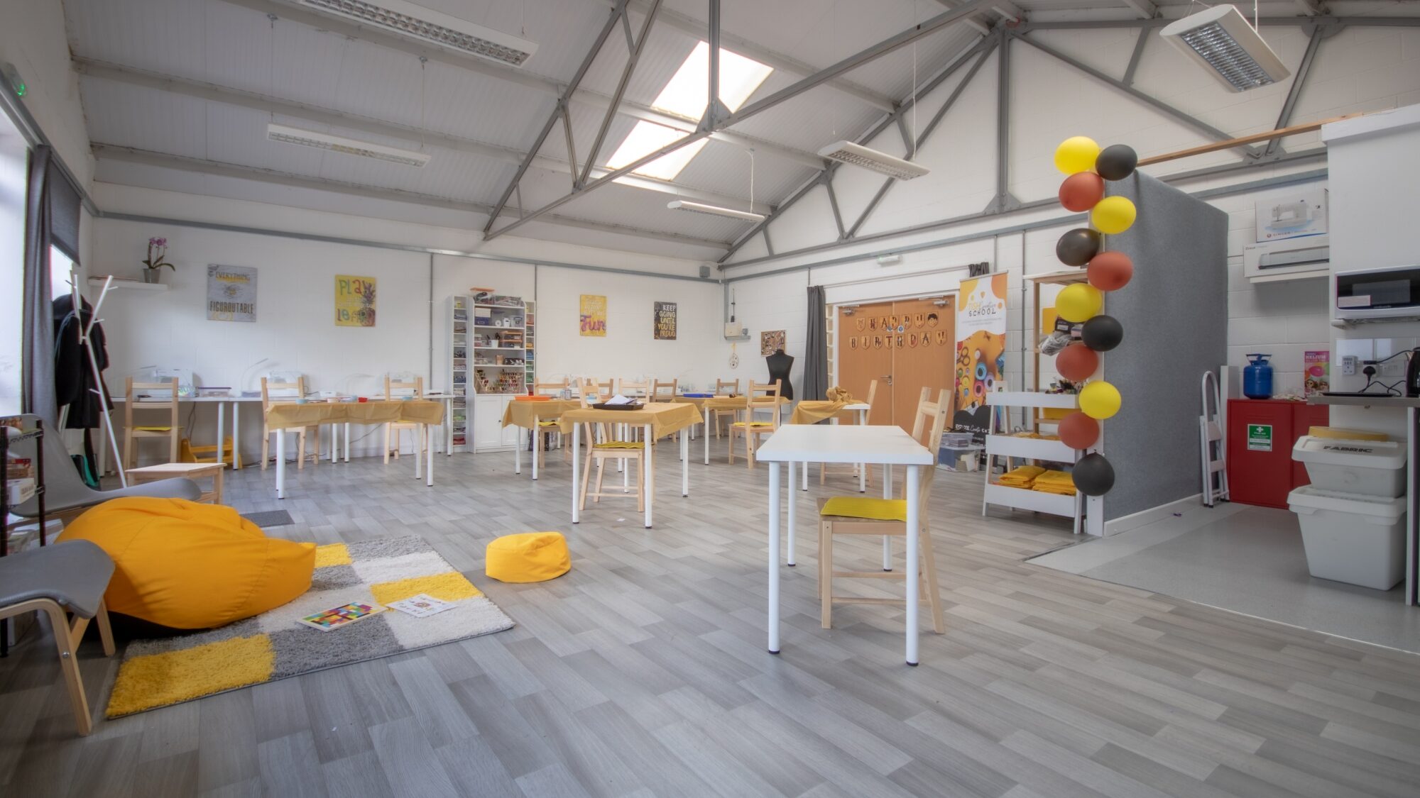 Manton West workshop to let internal 2