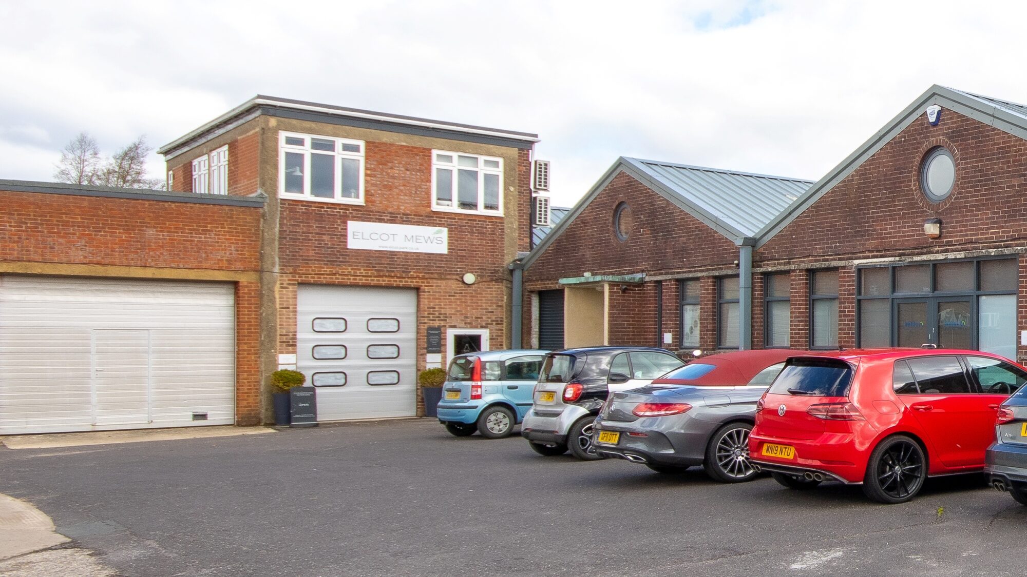 Uffcott 1 workshop to let external 1