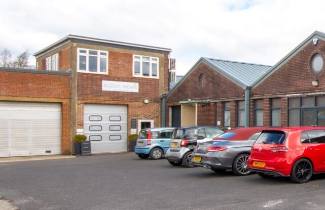 Uffcott 1 workshop to let external 1