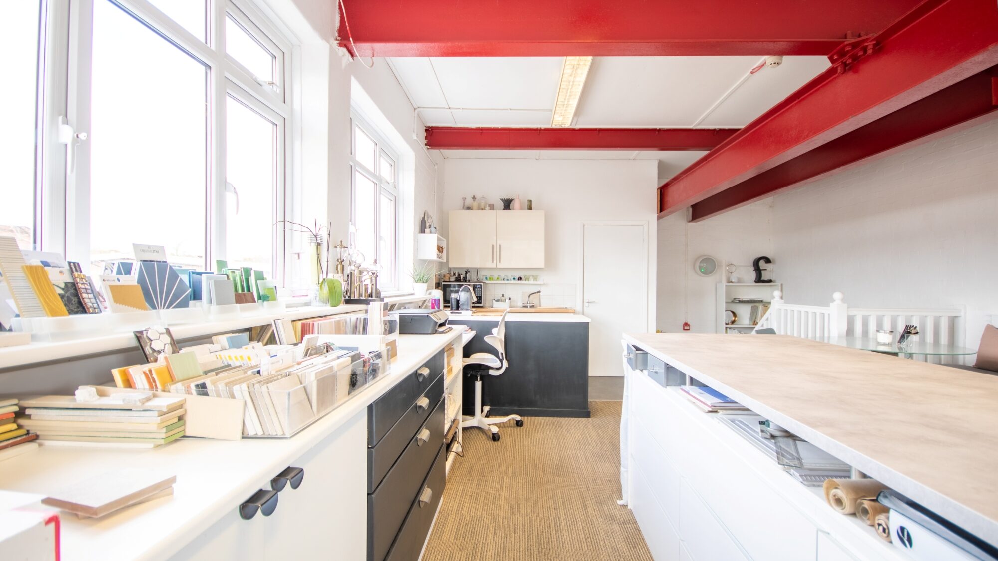 Uffcott 3 office to let internal 3